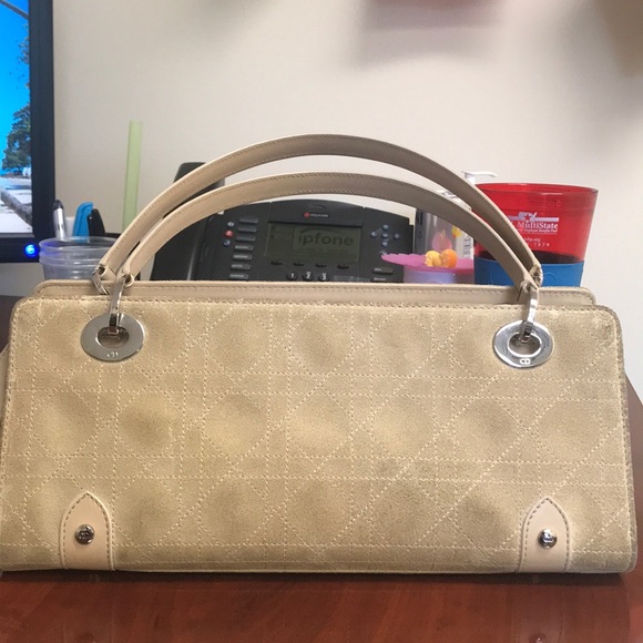 ::LAST CHANCE:: Lady Dior East West Bag - Picture 4 of 8